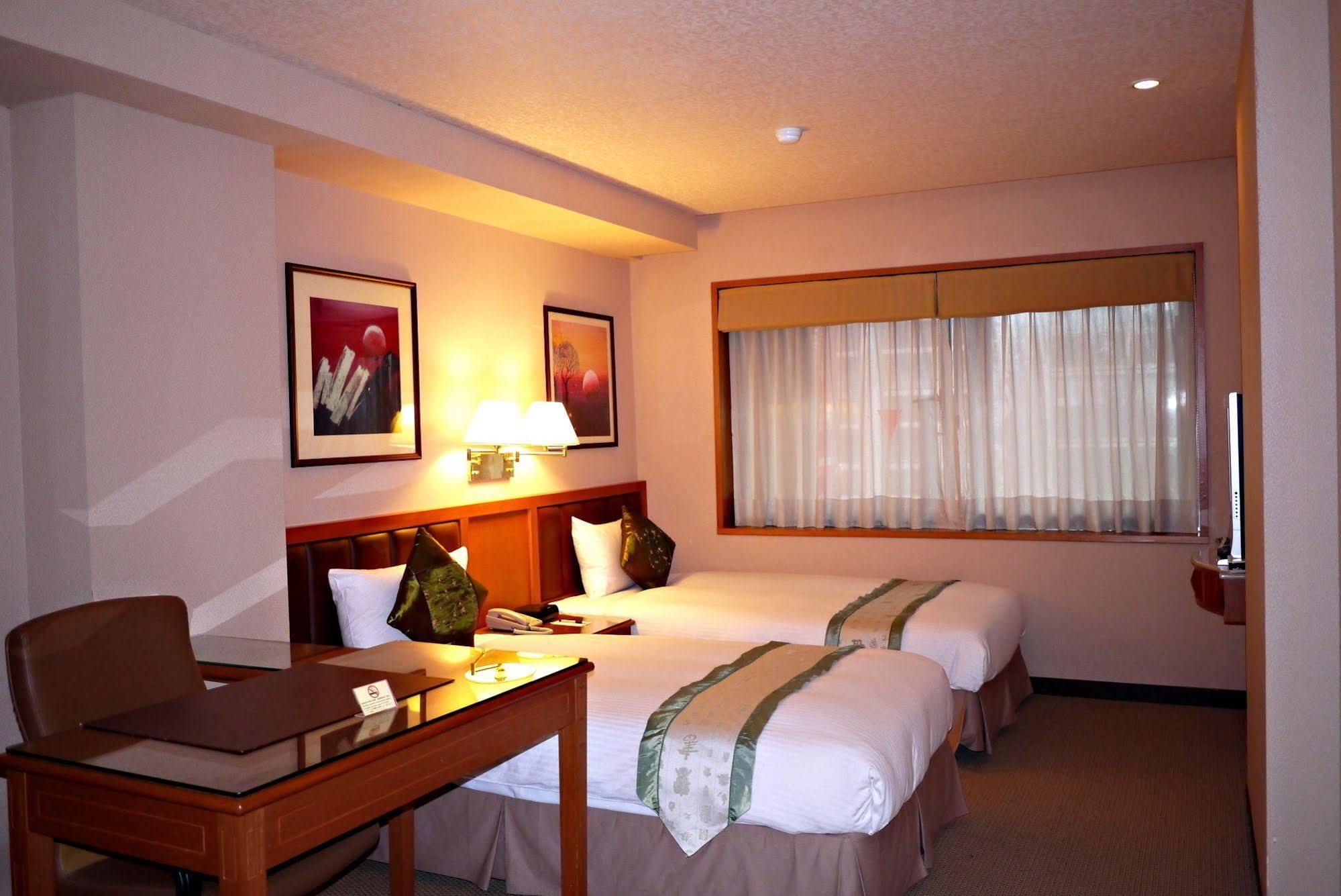 First Hotel Taipéi Exterior foto